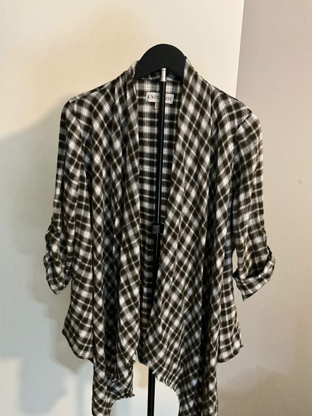 Knox Rose Plaid Open Front Cardigan Fringe Hem Black White Sz Small